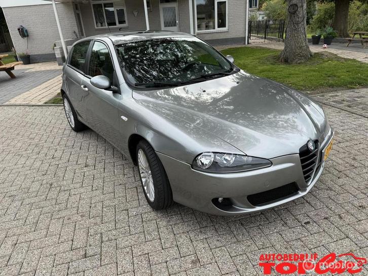 Alfa Romeo 147 1.6 T.Spark Cruise, Climate Apk 22-9-2026, Auto's, Alfa Romeo, Bedrijf, Te koop, ABS, Airbags, Airconditioning