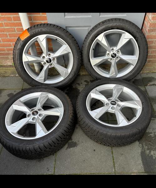 Originele 19 inch winterset Audi Q3, Auto-onderdelen, Banden en Velgen, Banden en Velgen, Winterbanden, 19 inch, 235 mm, Personenwagen