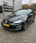 Volkswagen Golf 1.4 GTE VOL *Leder *PANO *18 *Navi *Trekhaak, Auto's, Zwart, 4 cilinders, Zwart, 1395 cc