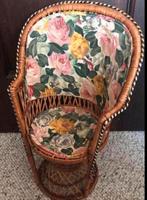 Vintage Poppenstoeltje Riet Bloemmotief Antiek Meubel Stoel, Verzamelen, Ophalen of Verzenden, Gebruikt, Pop