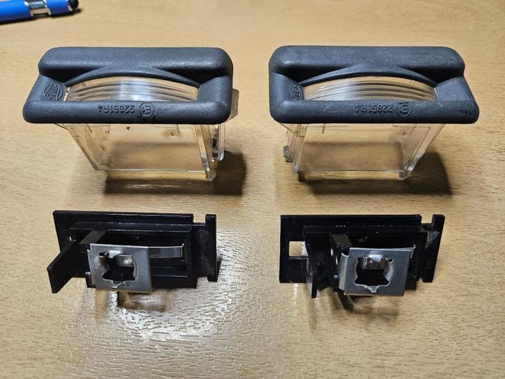 Kentekenverlichting Opel Volvo bijna nieuw, Auto-onderdelen, Verlichting, Opel, Volvo, Nieuw, Ophalen of Verzenden