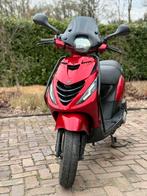 Piaggio zip audi boreaux rood, Fietsen en Brommers, Scooters | Piaggio, Ophalen, Gebruikt, Maximaal 45 km/u, Zip