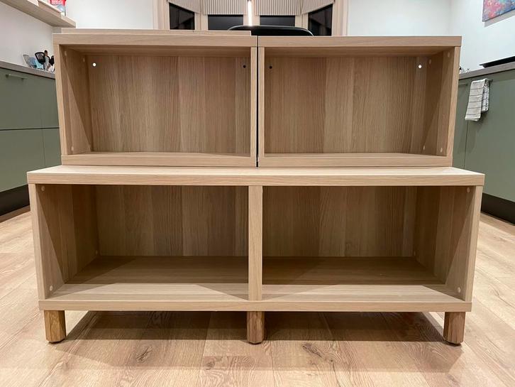 Ikeas Besta Basiselementen en poten, Huis en Inrichting, Kasten | Wandmeubels, Zo goed als nieuw, Minder dan 100 cm, Minder dan 150 cm