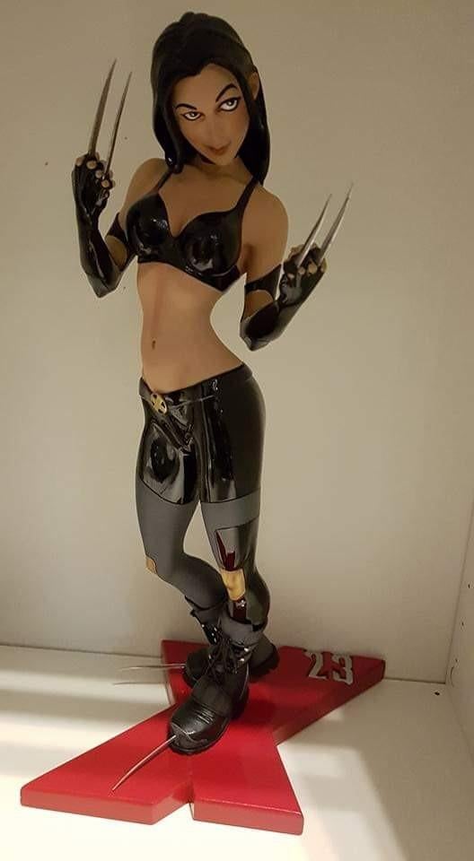 X-23 statue Wolverine Marvel Sideshow Collectibles, Ophalen of Verzenden, Zo goed als nieuw