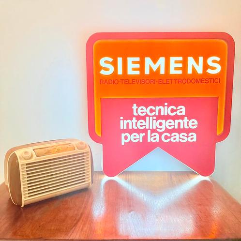 VINTAGE BUIZENRADIO SIEMENS SM515 MILAAN DOLCE VITA 1950, Antiek en Kunst, Antiek | Tv's en Audio, Verzenden
