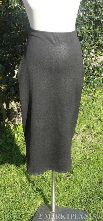 sexy zwarte Stretch rok, mt. S / M, merk: SisterS beschikbaar voor biedingen