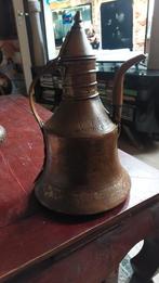 Antieke koperen en messing koffiekan. Decoratief, Antiek en Kunst, Antiek | Koper en Brons, Ophalen, Koper