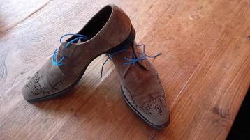 schoenen beschikbaar voor biedingen