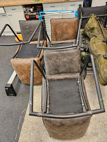 6x eetkamer stoelen beschikbaar voor biedingen