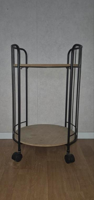Te koop ronde bijzet tafel