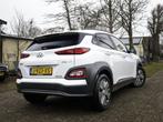 Hyundai KONA EV Fashion 64 kWh 3-Fase 1e-Eig. & Dealer-Onder, Auto's, Hyundai, 12 maanden, Stof, Wit, Origineel Nederlands