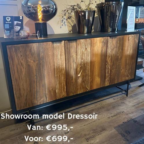 !!ACTIE!! DRESSOIR!!, Huis en Inrichting, Kasten | Dressoirs, Ophalen of Verzenden