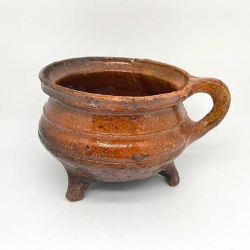 Kookpot - grape - 15e / 16e eeuw - bodemvondsten - aardewerk beschikbaar voor biedingen