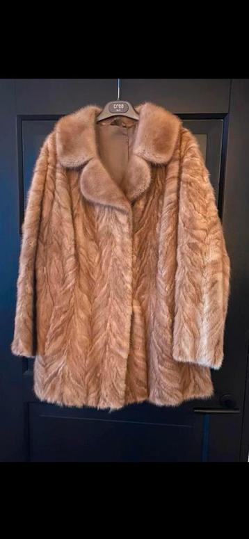 Bont jasje maat L beschikbaar voor biedingen