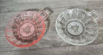 🌹2 retro glazen schaaltjes🌹 beschikbaar voor biedingen
