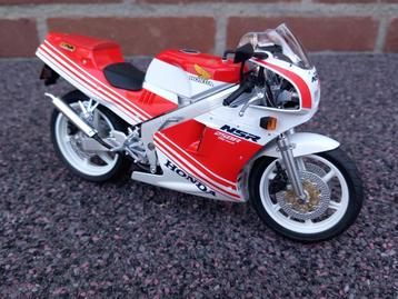 Honda NSR 250 R - 1/12 beschikbaar voor biedingen