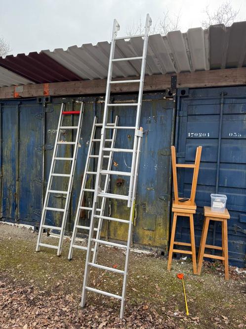 Ladder / uitschuifladder - Alga -, Doe-het-zelf en Verbouw, Ladders en Trappen, Zo goed als nieuw, Ladder, Ophalen