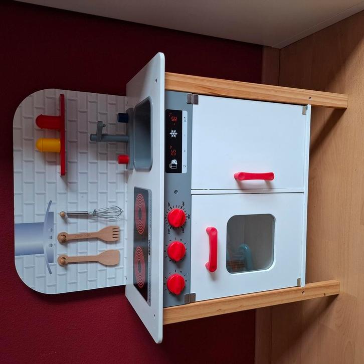 Een leuk houten speelgoed keuken, Kinderen en Baby's, Speelgoed | Speelkeukens, Gebruikt, Ophalen