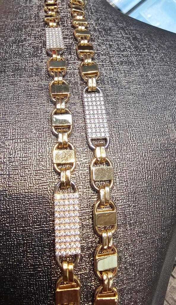 Prachtige 14k 585 platte magnum met zirkonia steen 60cm lang, Sieraden, Tassen en Uiterlijk, Kettingen, Nieuw, Goud, Goud, Ophalen of Verzenden
