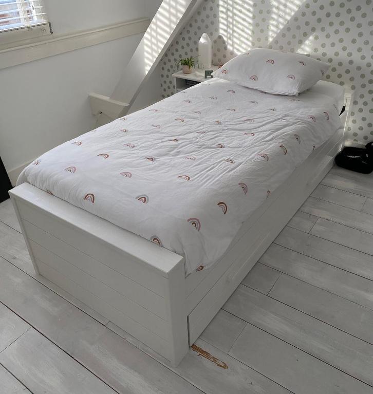 Woood Robin tienerbed 90x200 wit grenen, Huis en Inrichting, Slaapkamer | Bedden, Gebruikt, Eenpersoons, 90 cm, 200 cm, Hout, Wit