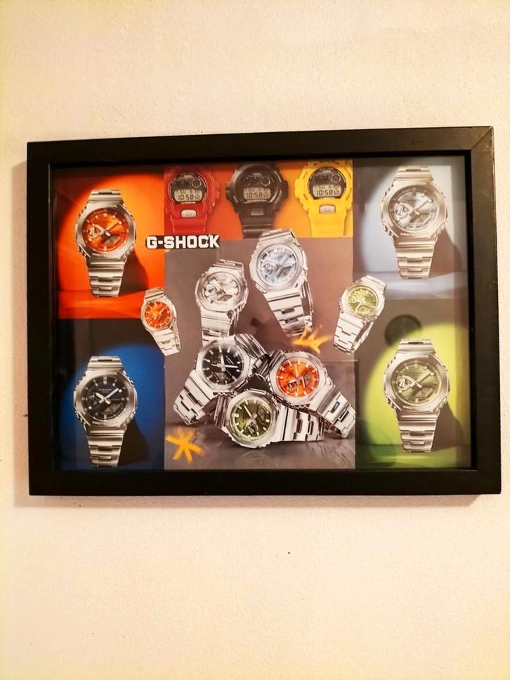 Casio G Shock foto collage horloge., Huis en Inrichting, Woonaccessoires | Lijsten, Minder dan 50 cm, Minder dan 50 cm, Hout, Ophalen of Verzenden