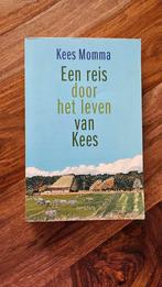 Kees Momma - Een reis door het leven van Kees, Boeken, Ophalen of Verzenden, Zo goed als nieuw, Nederland, Kees Momma