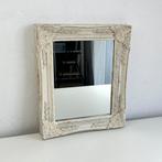Fraaie witte vintage spiegel | met gouden accenten, Minder dan 50 cm, Vierkant, Ophalen of Verzenden, Zo goed als nieuw