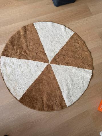 Tapis Petit vloerkleed Circus beschikbaar voor biedingen