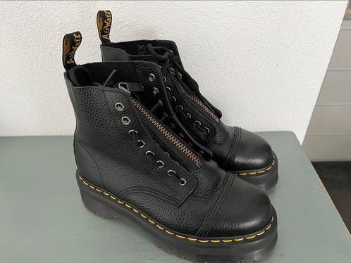 Dr. Martens 41, Kleding | Dames, Schoenen, Zo goed als nieuw, Zwart, Verzenden
