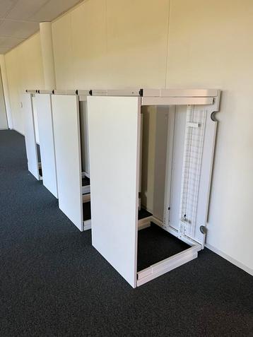 Haworth bureau 140x70, Wit, voor studentenwoning of slaapk. beschikbaar voor biedingen