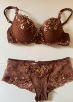 Lise Charmel lingeriesetje. 80D en broekje maat L nieuw!, Lise Charmel, Ophalen of Verzenden, Bruin, Setje