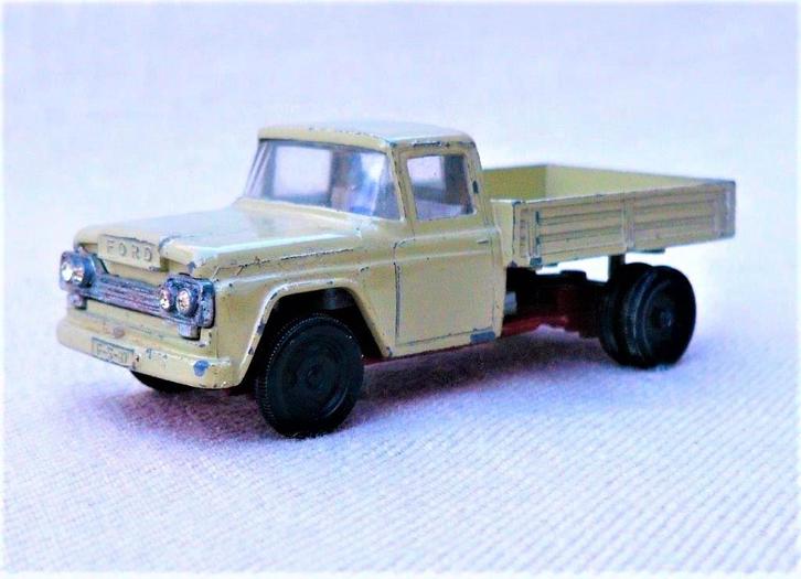 Siku V222 Ford F500 pick up truck lichtgroen. schaal 1/65., Antiek en Kunst, Antiek | Speelgoed, Verzenden