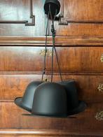 Hanglamp met hoeden (metaal), Ophalen, Gebruikt, Metaal, 50 tot 75 cm