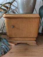 Vintage kastje, nachtkastje, met glazen blad, Ophalen, Gebruikt, Hout