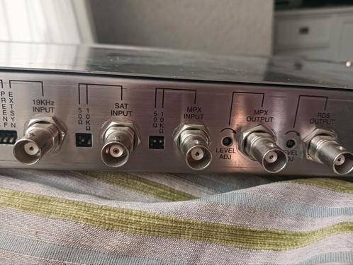 RVR TRDS RDS Encoder met Programmeerkabel, Telecommunicatie, Zenders en Ontvangers, Gebruikt, Ophalen of Verzenden