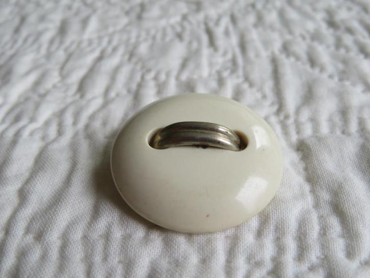 Artdeco knoop met met metaaldecoratie, Antiek en Kunst, Curiosa en Brocante, Ophalen of Verzenden