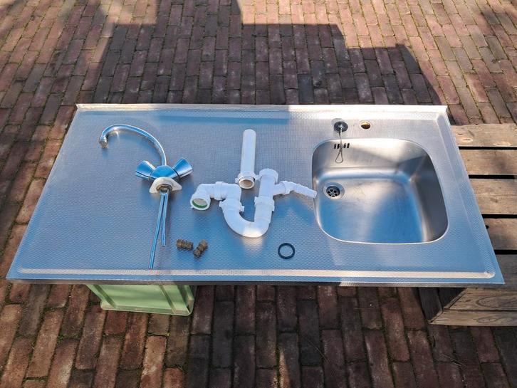 RVS Keukenblad met spoelbak en kraan en sifon, Huis en Inrichting, Keuken | Keukenelementen, Zo goed als nieuw, Minder dan 100 cm