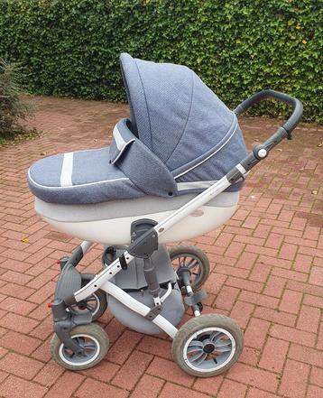 Baby Merc kinderwagen / buggy
Kleur: jeansblauw lichtgrijs  beschikbaar voor biedingen