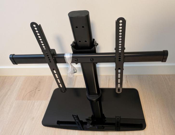 Nedis Draai- en Kantelbare TV-Standaard met glazen voet, Audio, Tv en Foto, Televisie-accessoires, Zo goed als nieuw, Ophalen of Verzenden