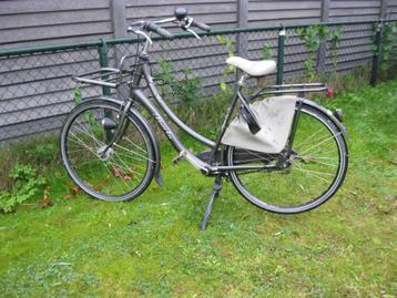 damesfiets beschikbaar voor biedingen
