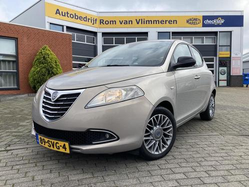 Lancia Ypsilon 0.9 TwinAir Platinum | APK tot 07-02-2026!| N, Auto's, Lancia, Bedrijf, Te koop, Ypsilon, ABS, Airbags, Airconditioning