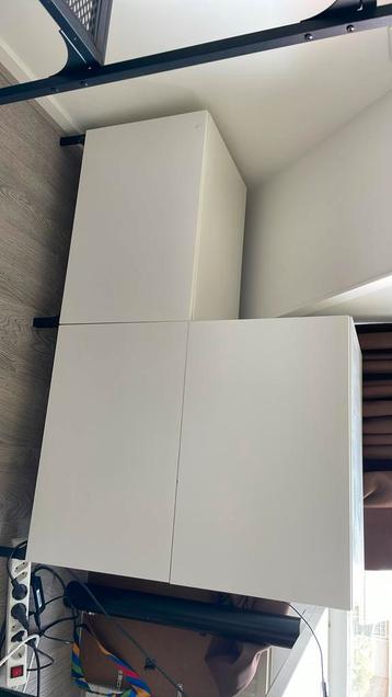 IKEA besta meubel, met enige gebruikssporen