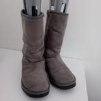Ugg laarzen maat 7, Hoge laarzen, UGG, Ophalen of Verzenden, Grijs