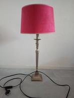 Twee lampen met roze suède lampenkap, Huis en Inrichting, Ophalen, Zo goed als nieuw, Minder dan 50 cm
