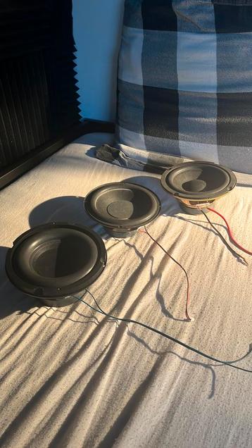 3 mooie krachtige subwoofer/woofers beschikbaar voor biedingen