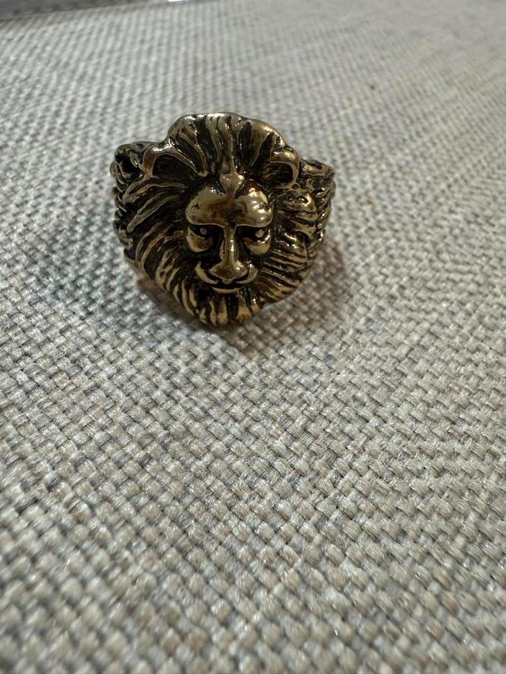 Leeuwenkop Ring - Stoer en Stijlvol!, Sieraden, Tassen en Uiterlijk, Ringen, Gebruikt, Dame of Heer, 19 tot 20, Goud, IJzer of Staal