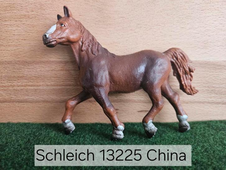 Schleich 13225 Gelderse Vos merrie uit 1994, Verzamelen, Dierenverzamelingen, Gebruikt, Beeldje of Figuurtje, Paard, Ophalen of Verzenden