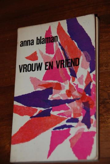 Vrouw en vriend.   beschikbaar voor biedingen