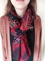 Sjaal sjaaltje shawl bordeaux rood, Kleding | Dames, Ophalen of Verzenden, Zo goed als nieuw, Sjaal