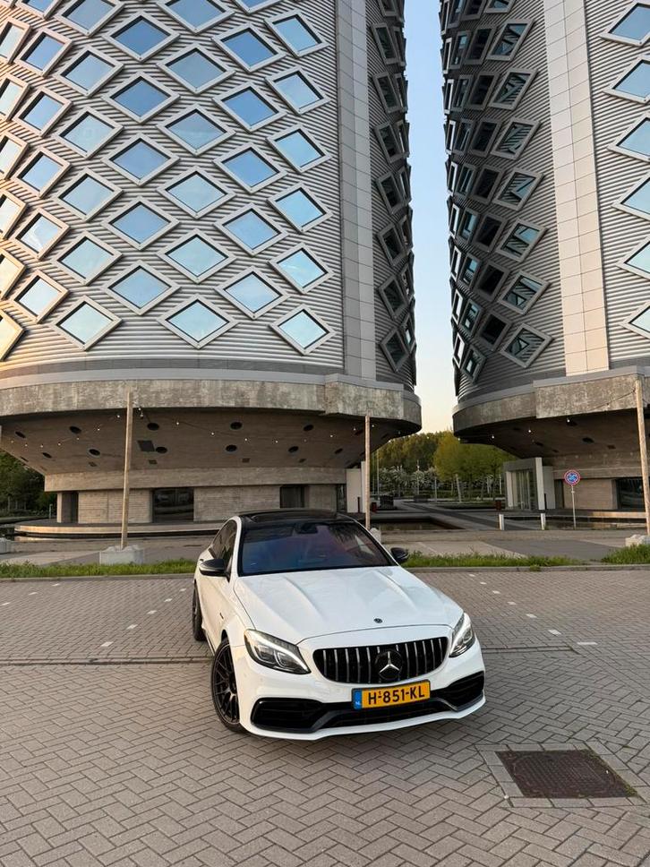 Mercedes C63 4.0 AMG Pano | Sportstoelen | Burmester, Auto's, Mercedes-Benz, Particulier, C-Klasse, Benzine, Sedan, Automaat, Wit